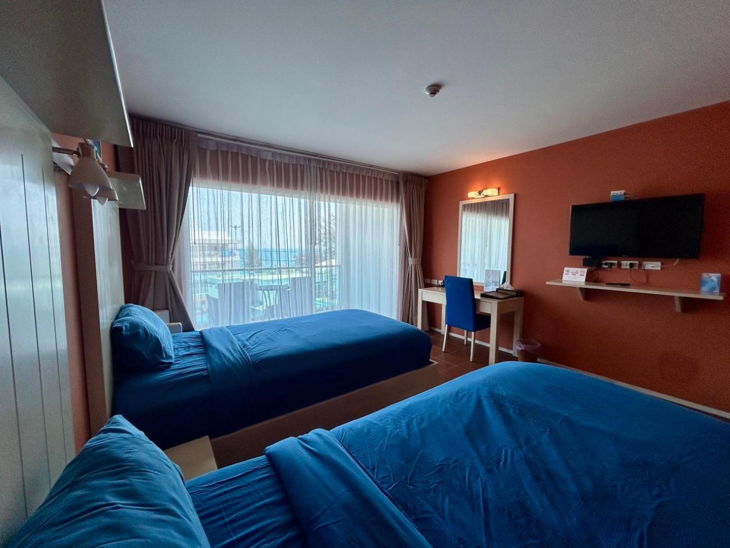 Grandblue Resort & Beachclub Mae Phim Exterior foto